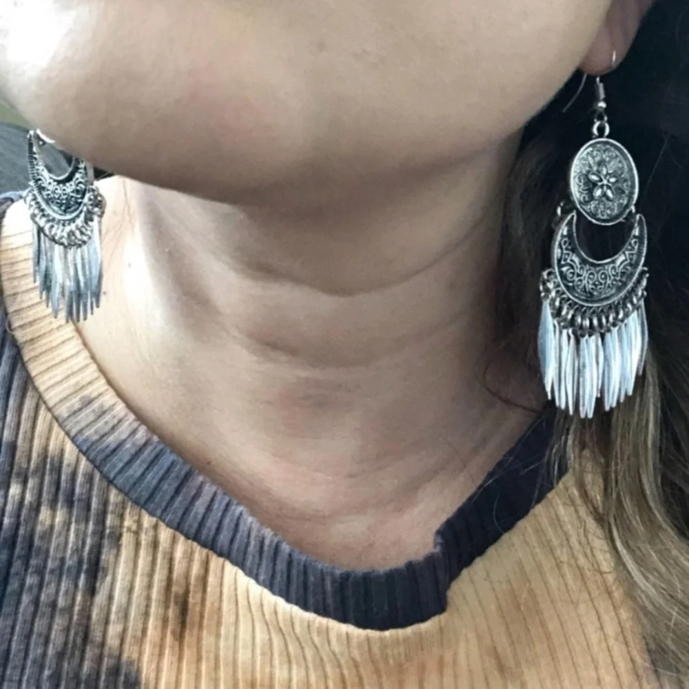 bohemian tassel drop silver metal earrings - Picture 7 of 7